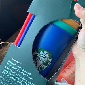starbucks corporate changing cups